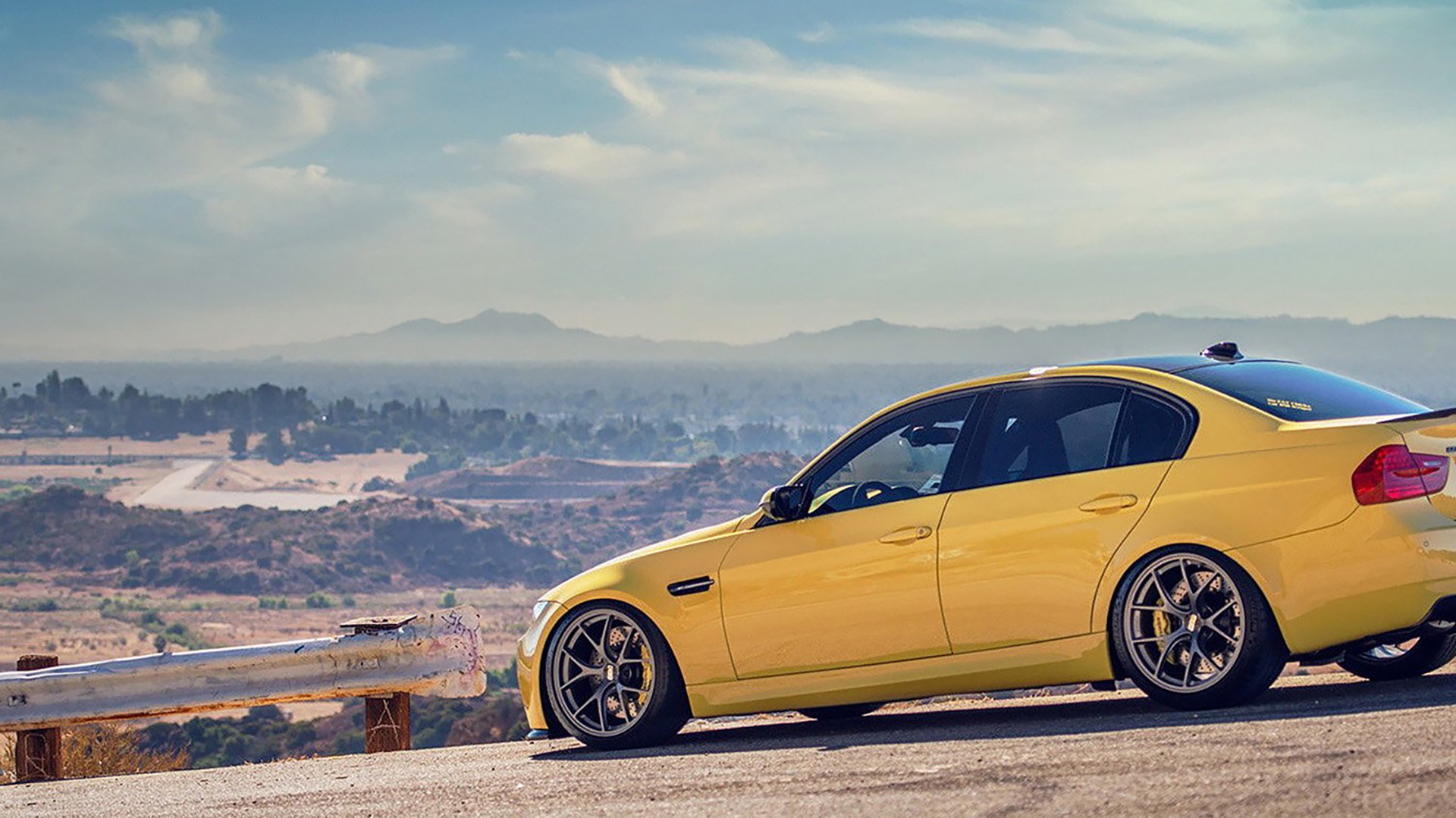 开云中国-_户外极限飞行表演：挑战天际边界_，飞行 极限运动