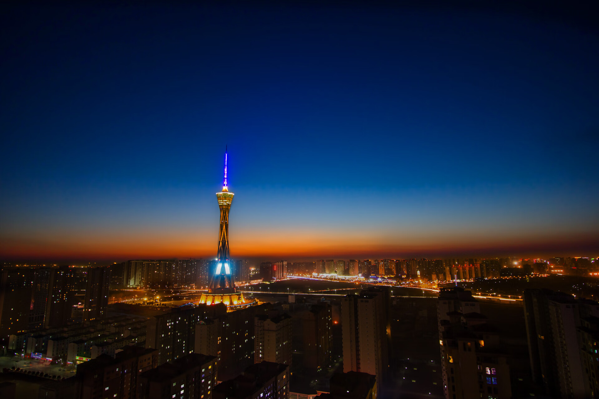 王者荣耀全国高校争霸赛正式启动,新星崭露头角,全国王者高校赛事4月24号