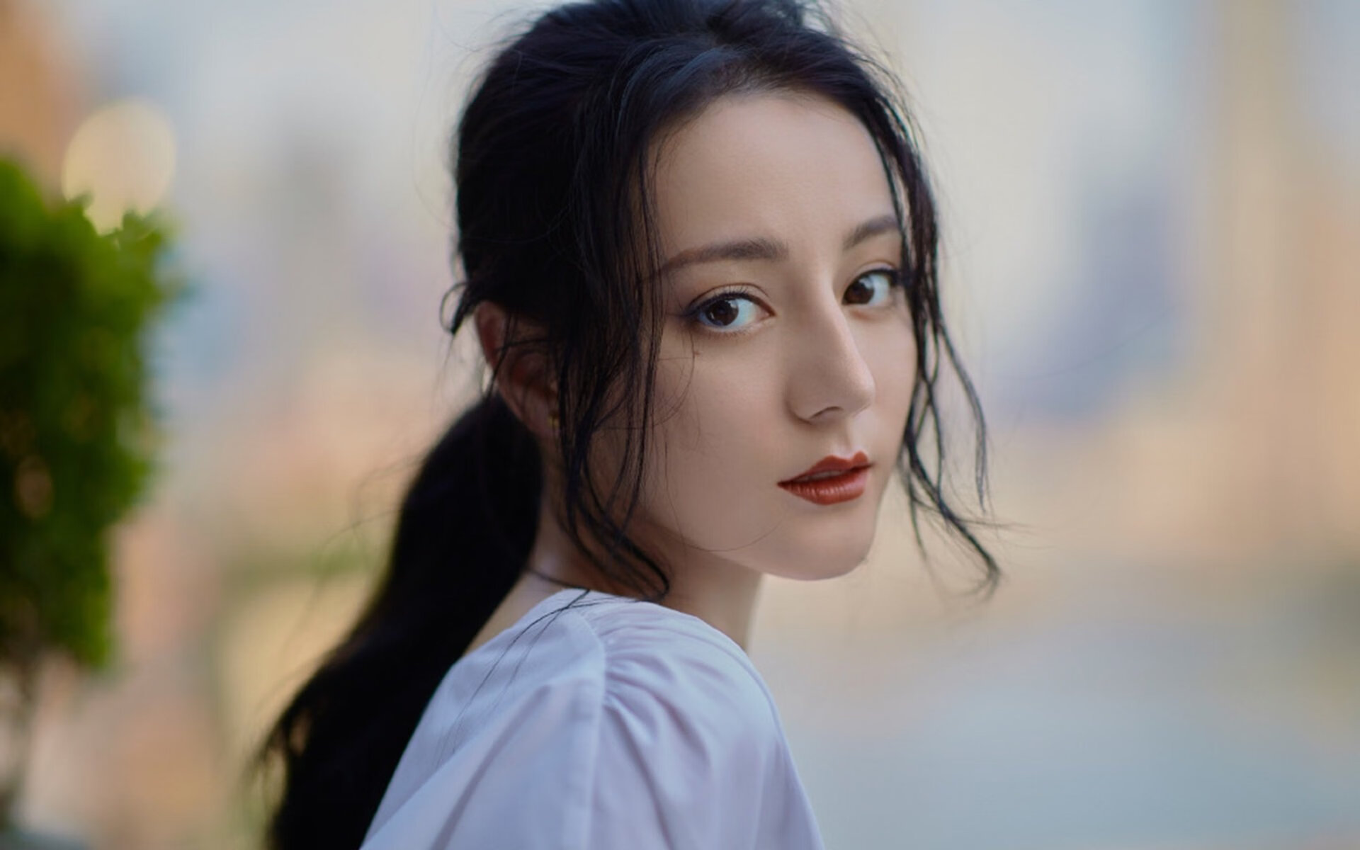 球迷上座率是否直接影响俱乐部转播收益，足球联赛上座率排名